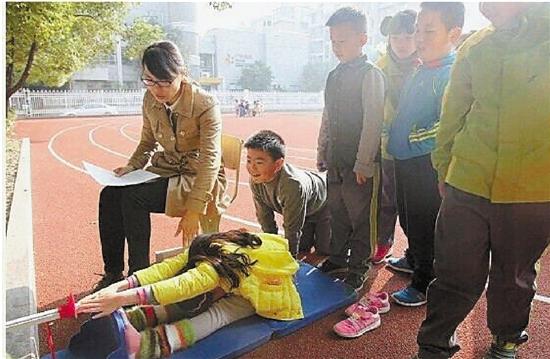 杭州中小学女生体测成绩好于男生 什么情况?