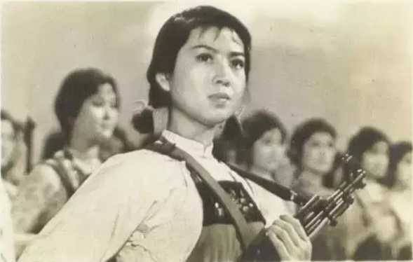 曾经的“海霞”和“海岛女民兵” 她的家乡洞头变区了