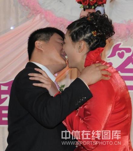 组图杨昊大婚黄金一代齐聚郎平陈忠和到场
