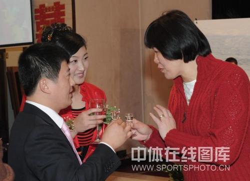 组图杨昊大婚黄金一代齐聚郎平陈忠和到场