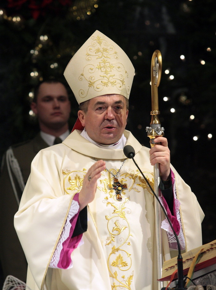 部分波兰失事总统专机乘客资料照片(高清图)