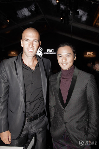 冯德伦新发型迷倒齐达内 周迅约满首亮相