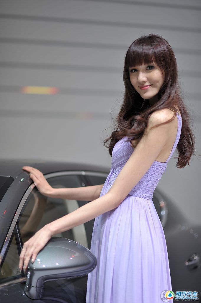 万千宠爱于一身 车展绝色车模全集,时尚男女,诸城e网在线