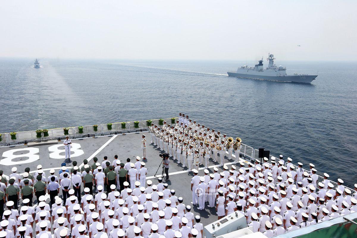 中國海軍舉行甲午戰爭120週年海上祭奠儀式