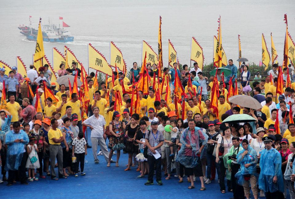 宁波象山举行开渔节祭海仪式