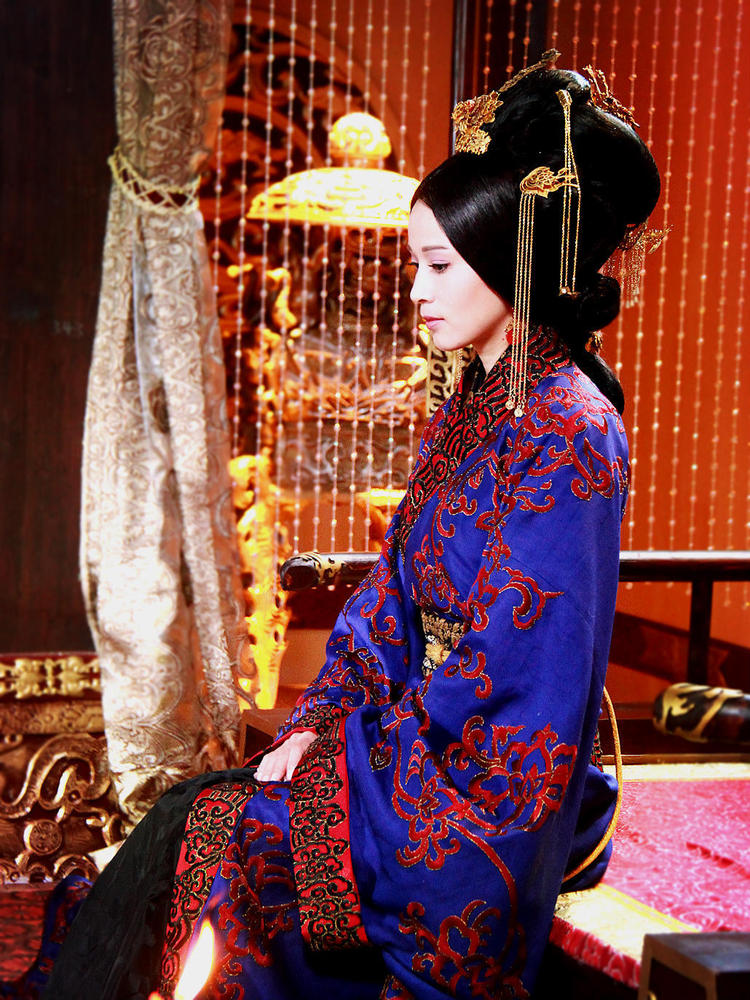 石小群刘诗诗《风中奇缘》再聚首 诠释霸气公主