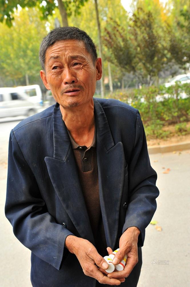 250岁老人李青云照片图片