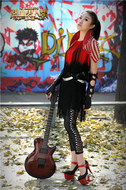 张国荣师妹蕙子出演《热血男人帮》 献银幕初吻