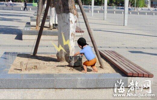 上海梅园小孩触电图片
