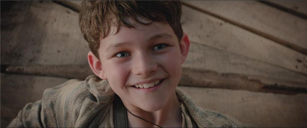 《彼得潘》预告首发 小飞侠亮相休叔光头颠覆