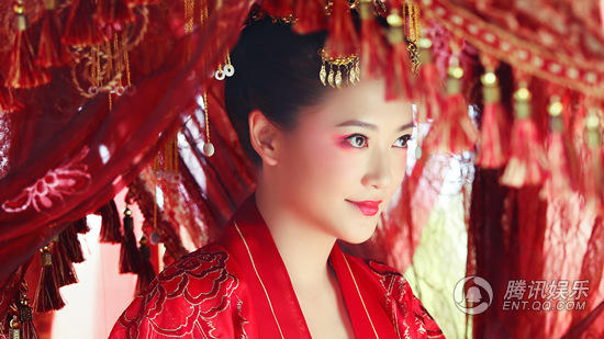 应采儿《美人制造》现"半面妆" 指潘粤明眼瞎