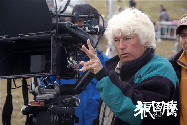 《狼图腾》曝导演特辑 电影大师一秒变狼王