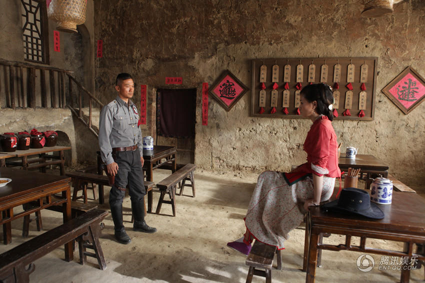 《大漠苍狼》开播 厨星刘孜演绎豪情女汉子