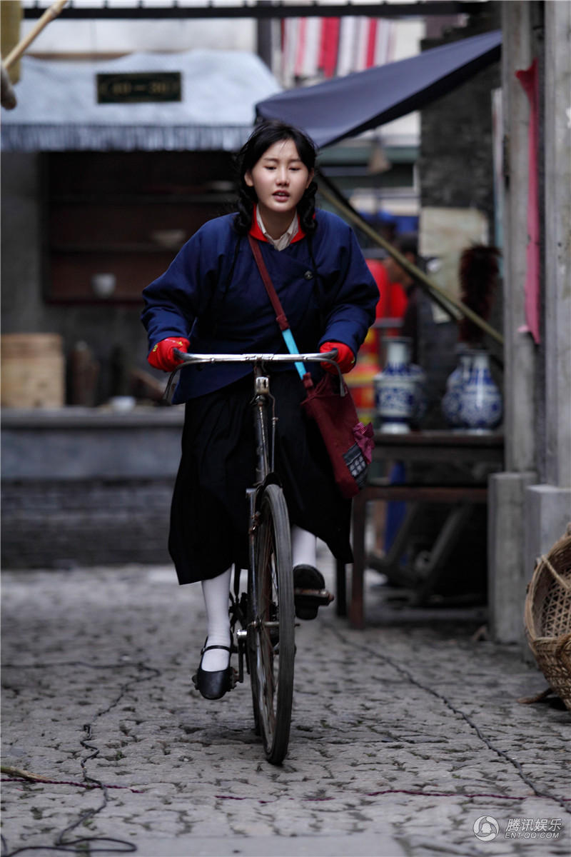 刘璐珈贺岁档表现亮眼 《王牌》演技出色造泪点