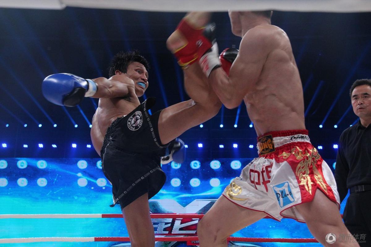 闪电破空勒德斯拉力克现代李小龙图