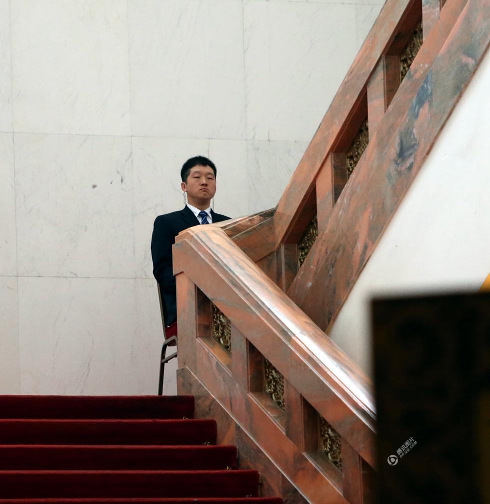 1/5 2015年03月03日,北京,全国政协十二届三次会议开幕会在人民大会堂