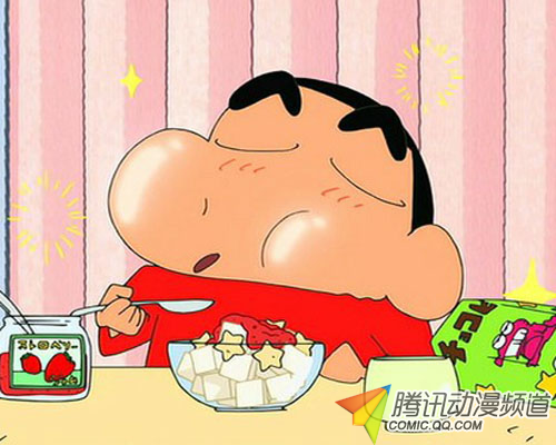 每天为了吃点儿巧克力饼干和布丁跟自己的老妈和老妹斗智斗勇,也是有