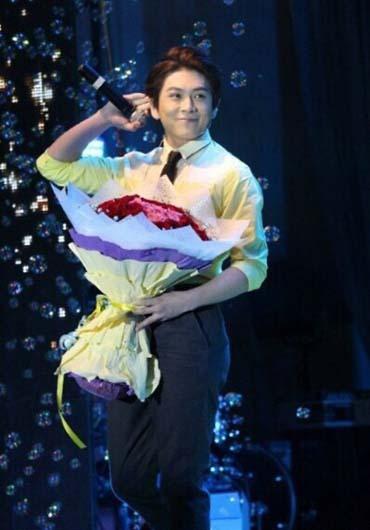 武艺脸圆发福明显网友胖了or整容没消肿