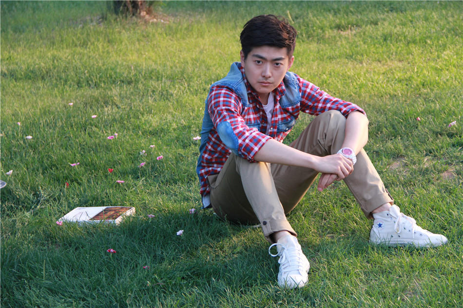 祁子轩导演,《青春派》女主演郄路通(晓凡)携手曾虹畅,吕卓燃,崔航