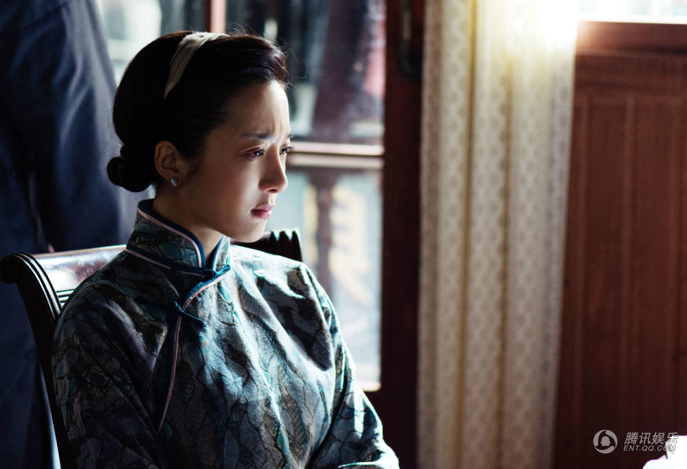 《大江东去》热播 李依晓完美演绎女人的史诗