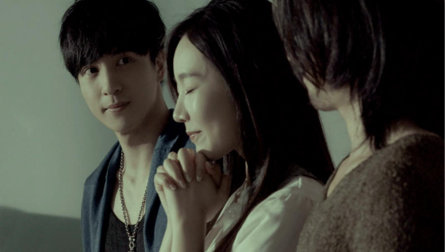 薛之谦绅士mv与裴涩琪上演跨国湿身恋