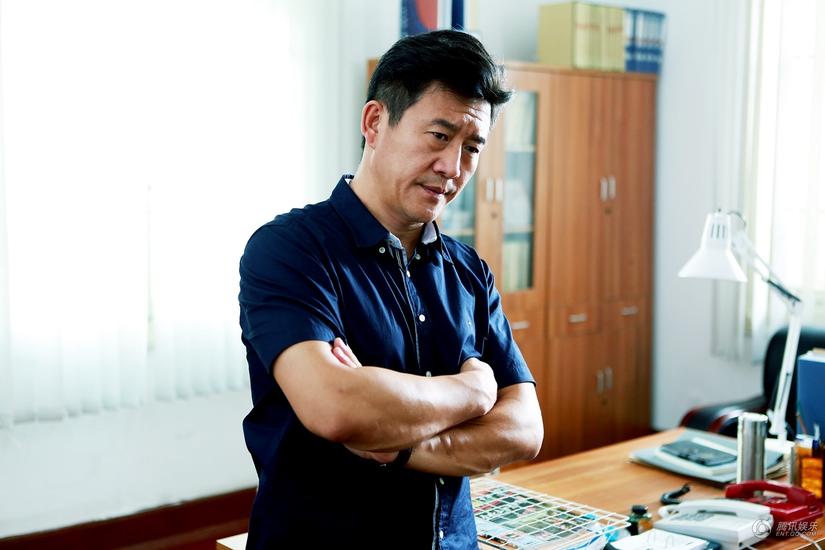 刑警队长引热潮于和伟侯岩松基情四射