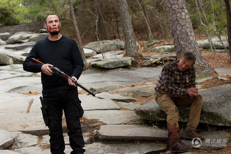 《致命对决》今日公映 三大看点揭波黑战争惨剧