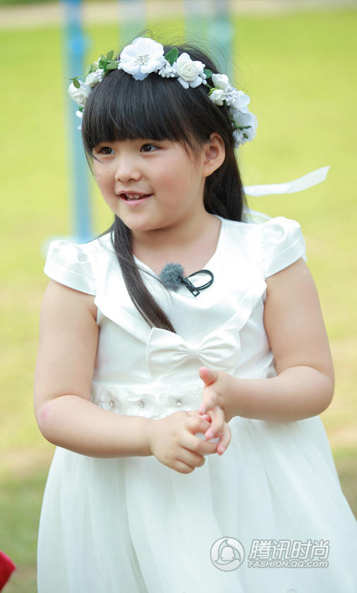 《爸爸3》混血萝莉怒刷颜值 前两季不服来战!