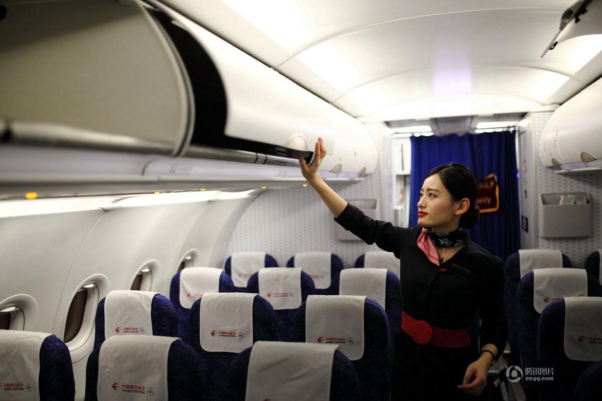 90后空姐的一天