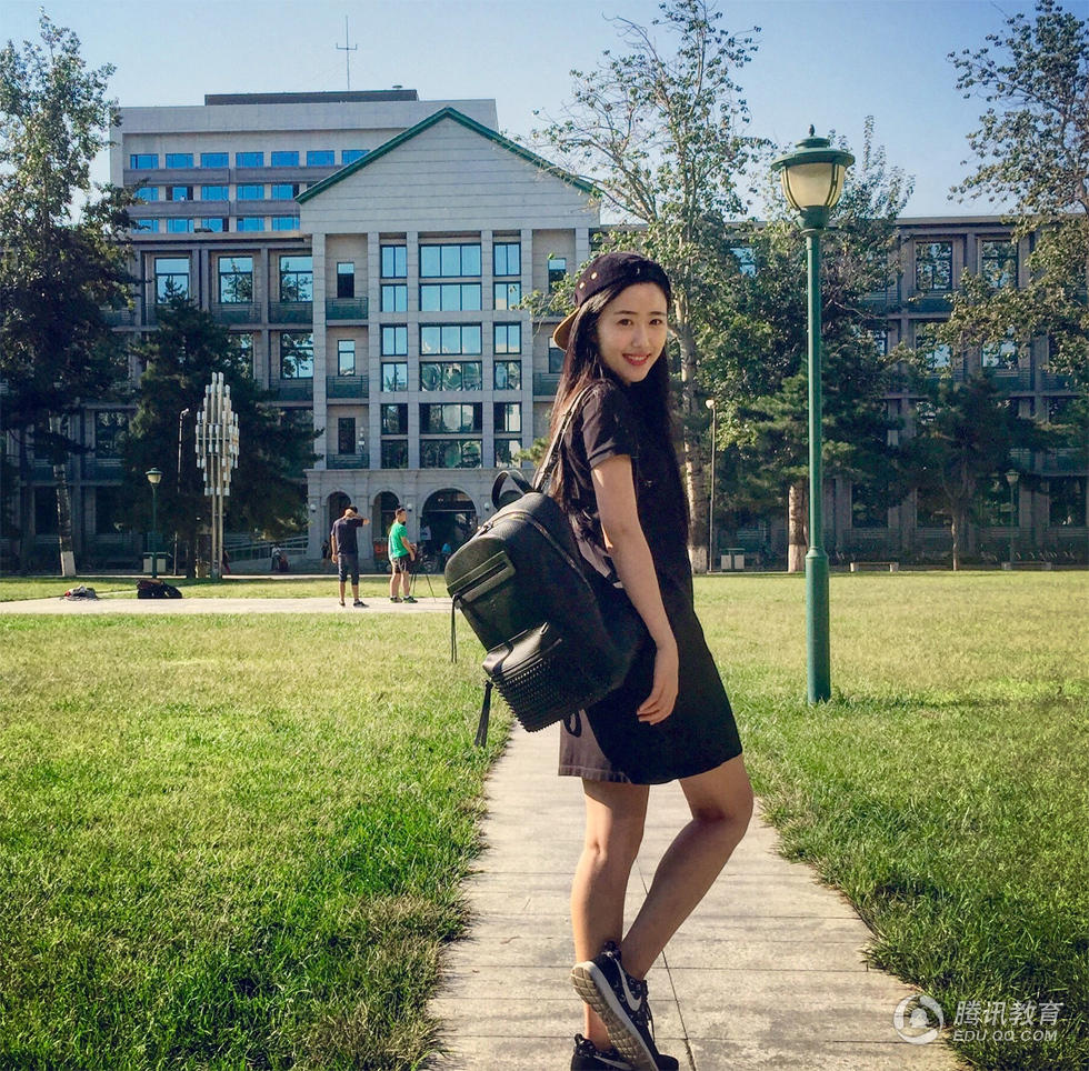 "人大女神"康逸琨晒证件照 颜值爆表 - zcyyglzx - zcyyglzx的博客