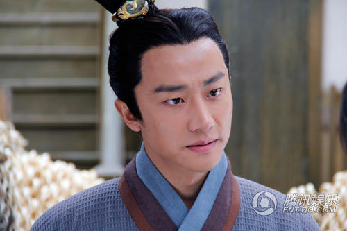 黄轩饰演春申君黄歇  /   隐藏 查看图注