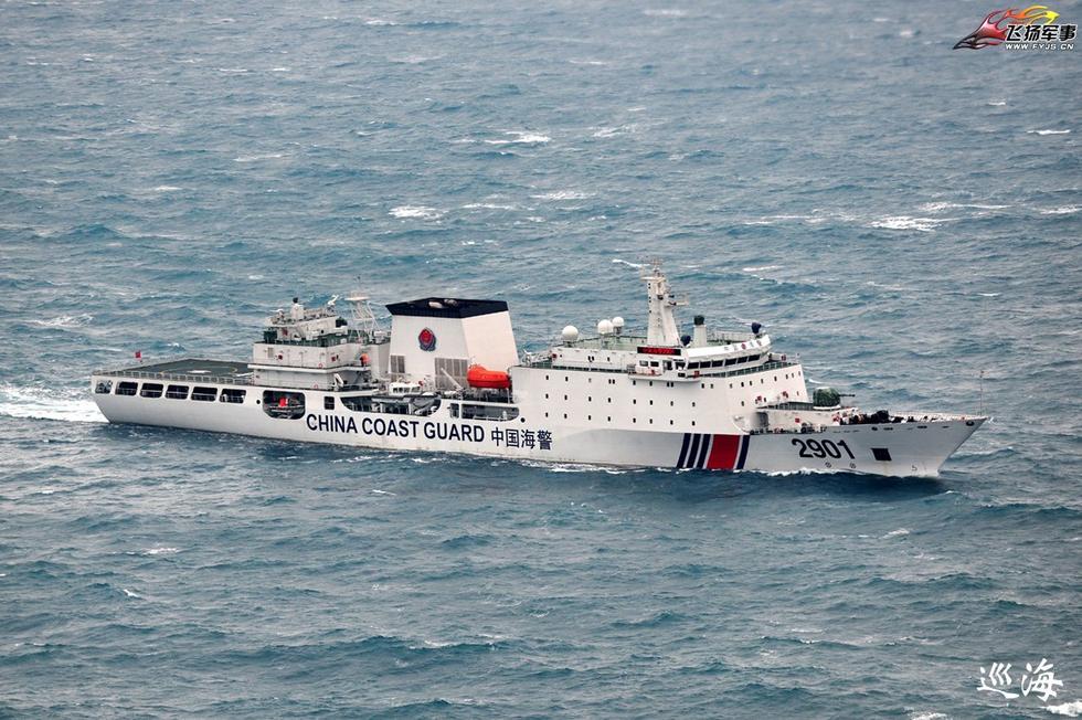 组图:中国万吨海警船巡航航拍照曝光
