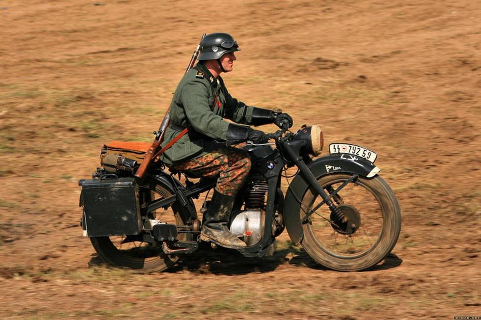 德国猎食者摩托车图片