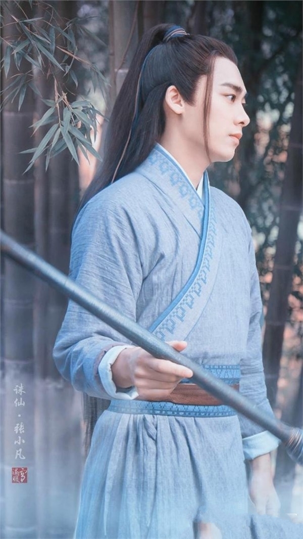 刘醇逸东百老汇拜票 盼成纽约首位华人市长