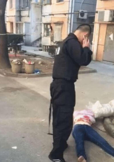 宁波女护士家门口被刺身亡 案发前曾现可疑男子