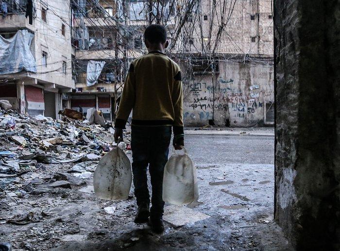 摧残下的叙利亚最大城市 留守居民艰难生存