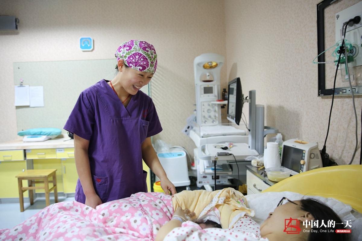 27岁的现代"接生婆"