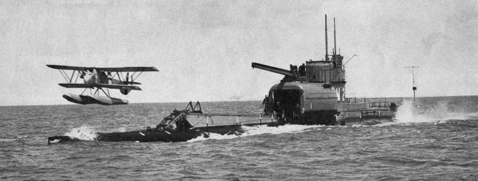 伊400级潜艇残骸图片