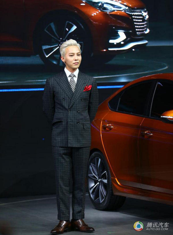 车展明星成焦点 权志龙展台卷走1800多万