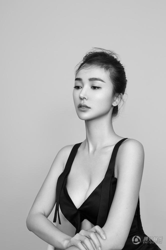 1/5 腾讯娱乐讯 近期,某时尚杂志拍摄了正在好莱坞大片《中国游记》