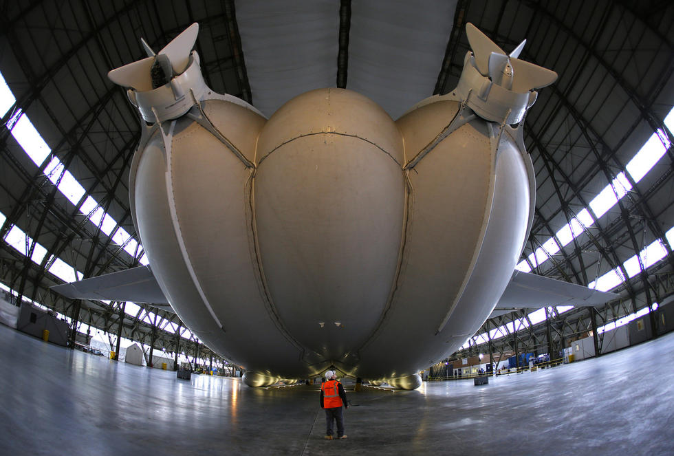 世界上最大的飞行船图片