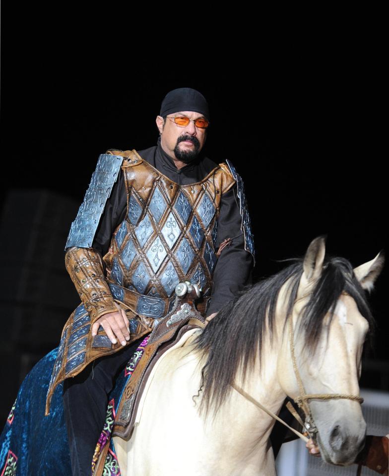 世界游牧民族运动会绝技层出不穷