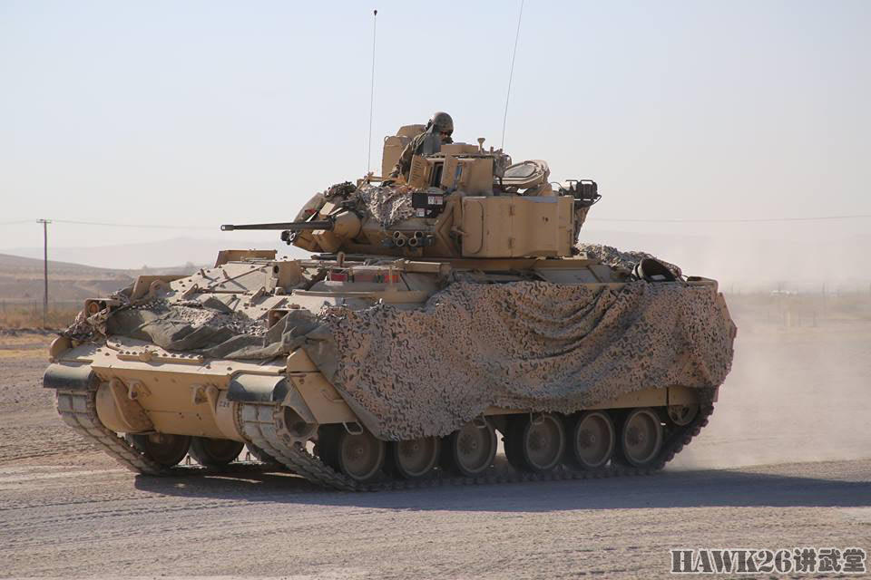 美军第1骑兵师演习展现重装部队强大战斗力