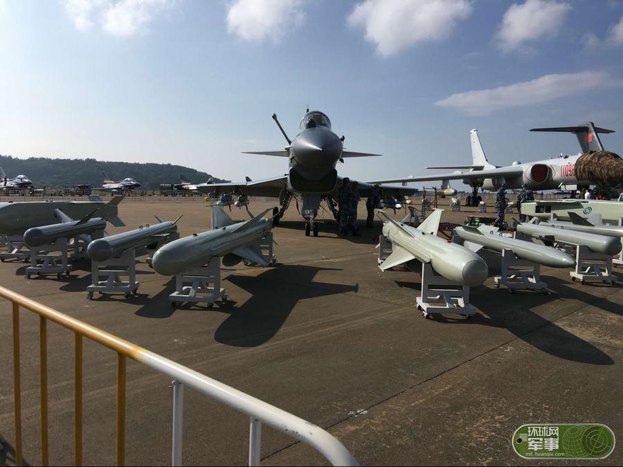 40综合                      10/16 轰6k"战神"轰炸机据称是携带远程