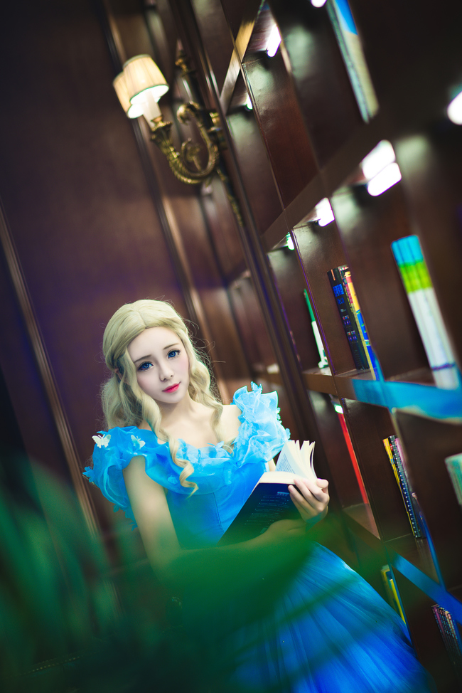 真人电影版《灰姑娘》之辛德瑞拉 5p