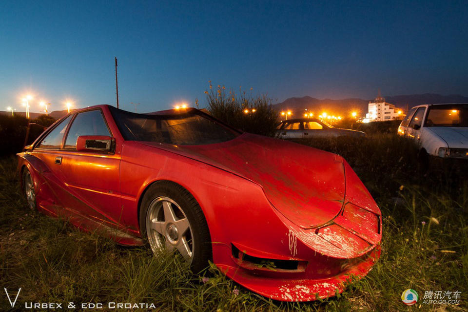 起初他想要將設計的外觀套在日產silvia s12的底盤上,在汽車圈引起了