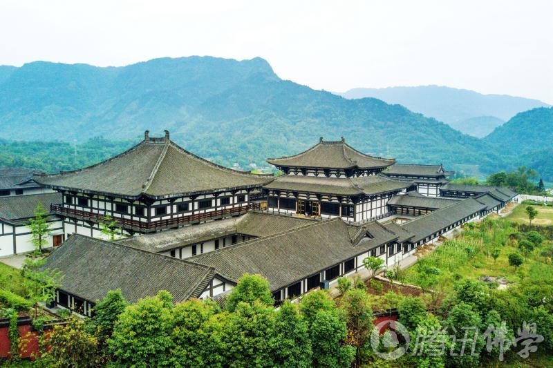 插秧亦是修行道 峨眉山光明寺再现农禅风
