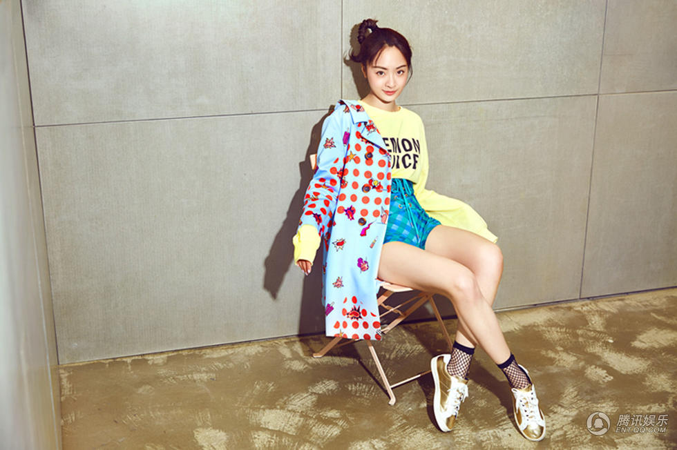 高清:孙铱最新写真曝光 糖果色搭出夏日清凉