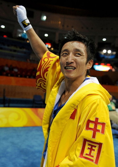 专访邹市明:不干涉妻子发孕照 预产期在最近