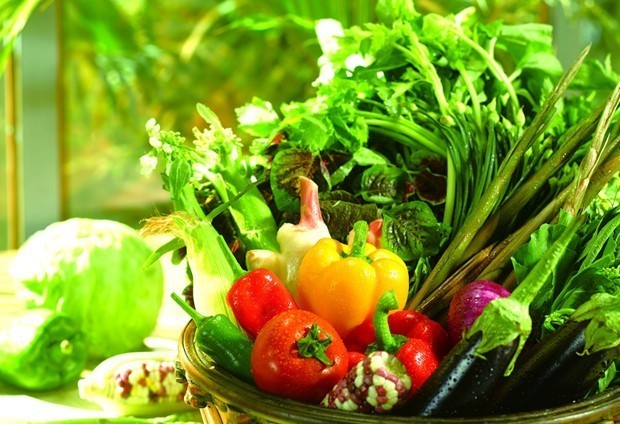 因此,我们在吃蔬菜时,最好把靠近地面的菜帮子切掉.